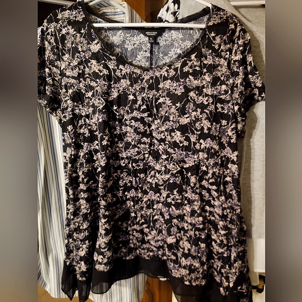 Vera Wang Flowered Layered Top